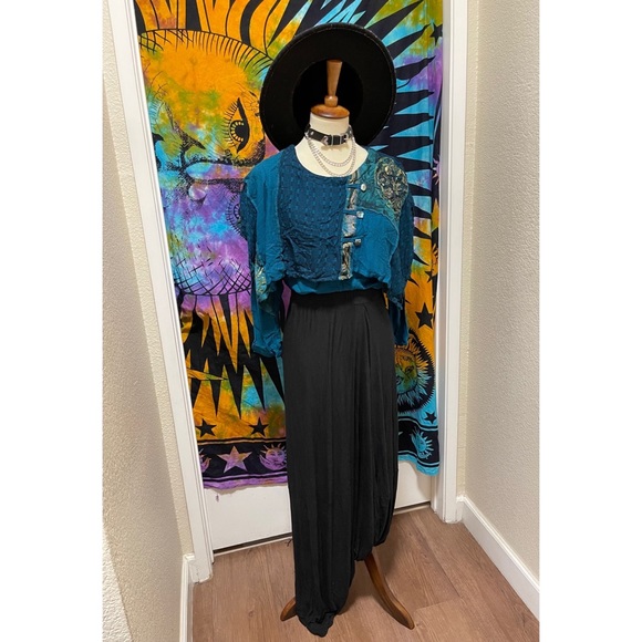 🌈 Lovely Vintage patchwork art top - Picture 12 of 12